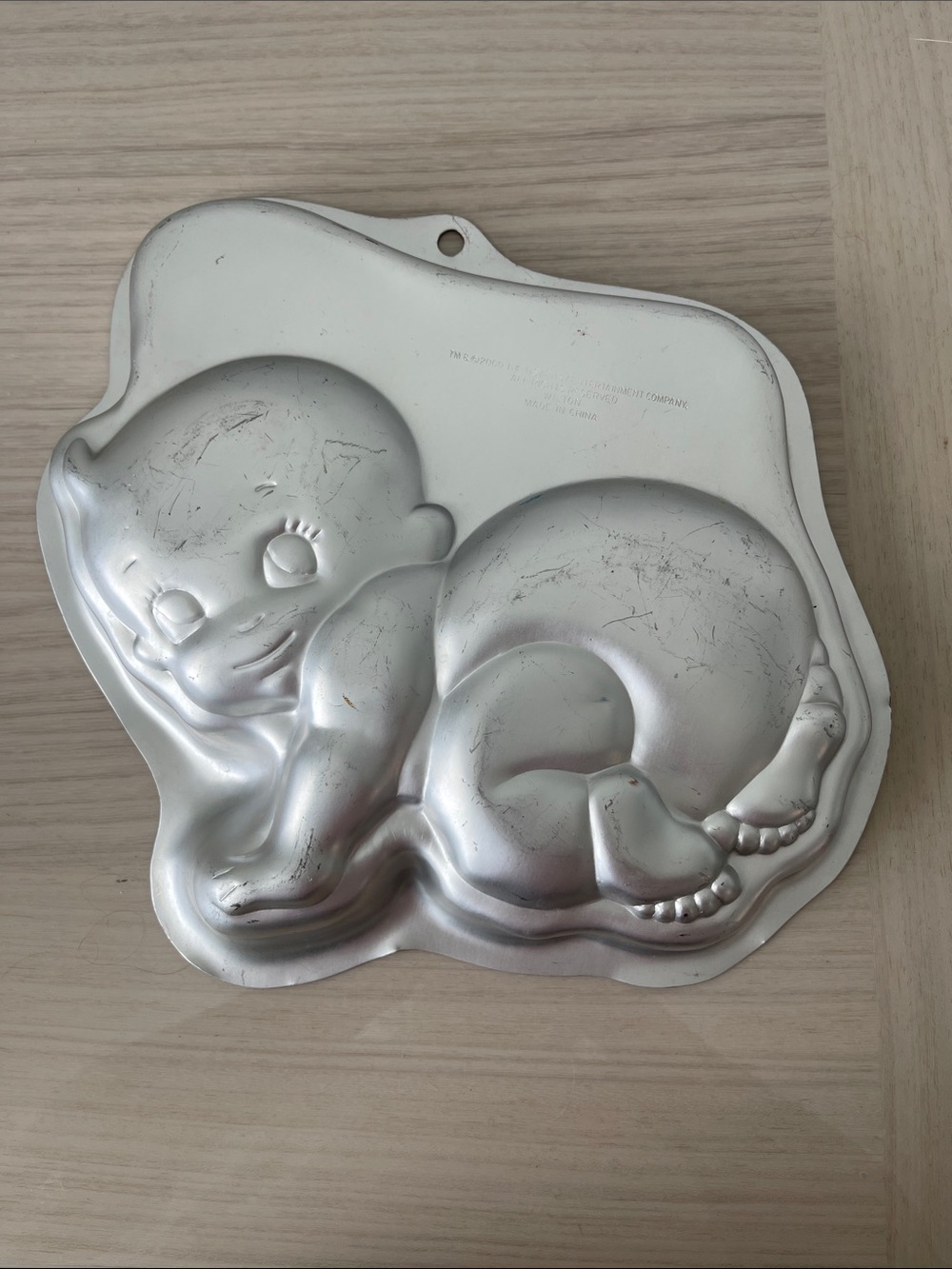 Wilton - Baby Cake Pan - The Itsy Bitsy - Metallic- 2000